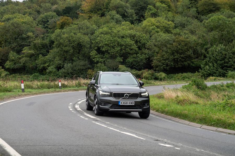  Volvo XC40 D3 Inscription 2018 года  (UK) (фото 20 из 40)